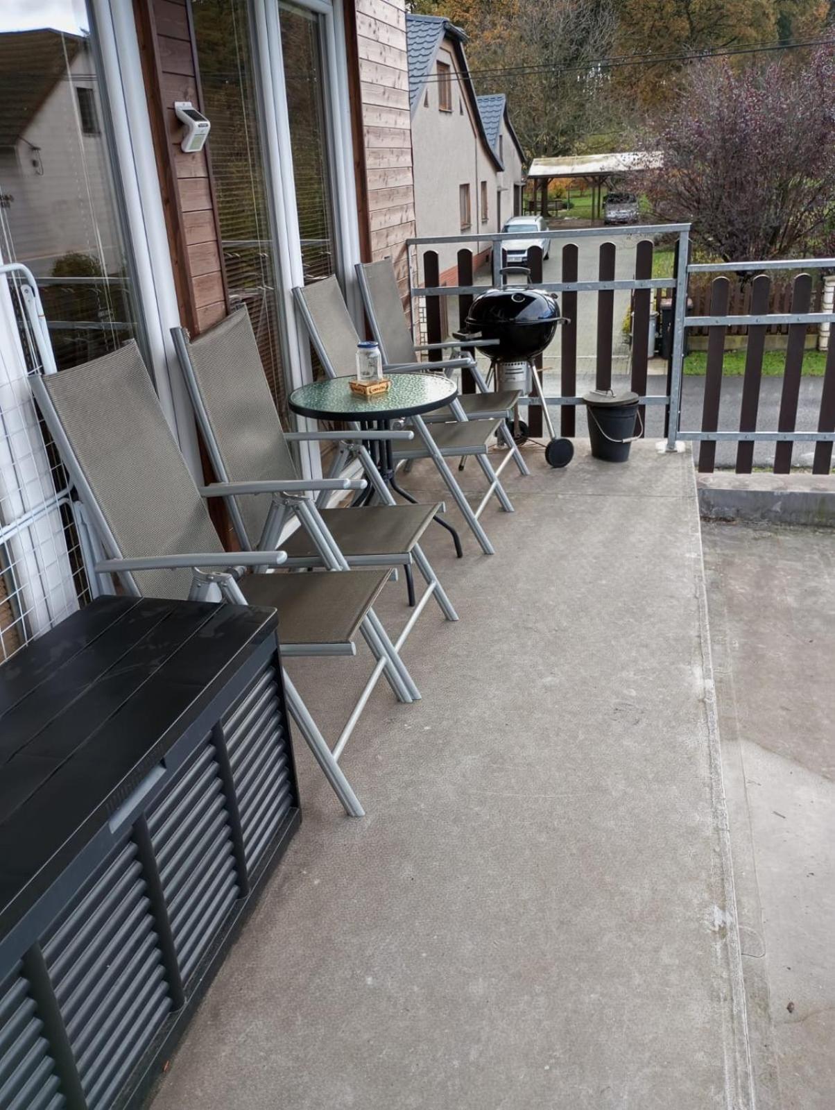 Johnys Apartment Острава Экстерьер фото